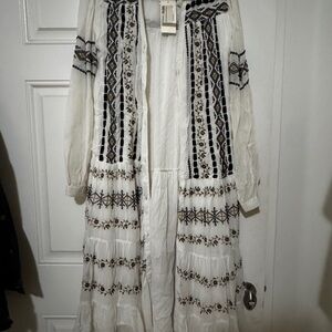 Embroidered Long Sleeve White Dress